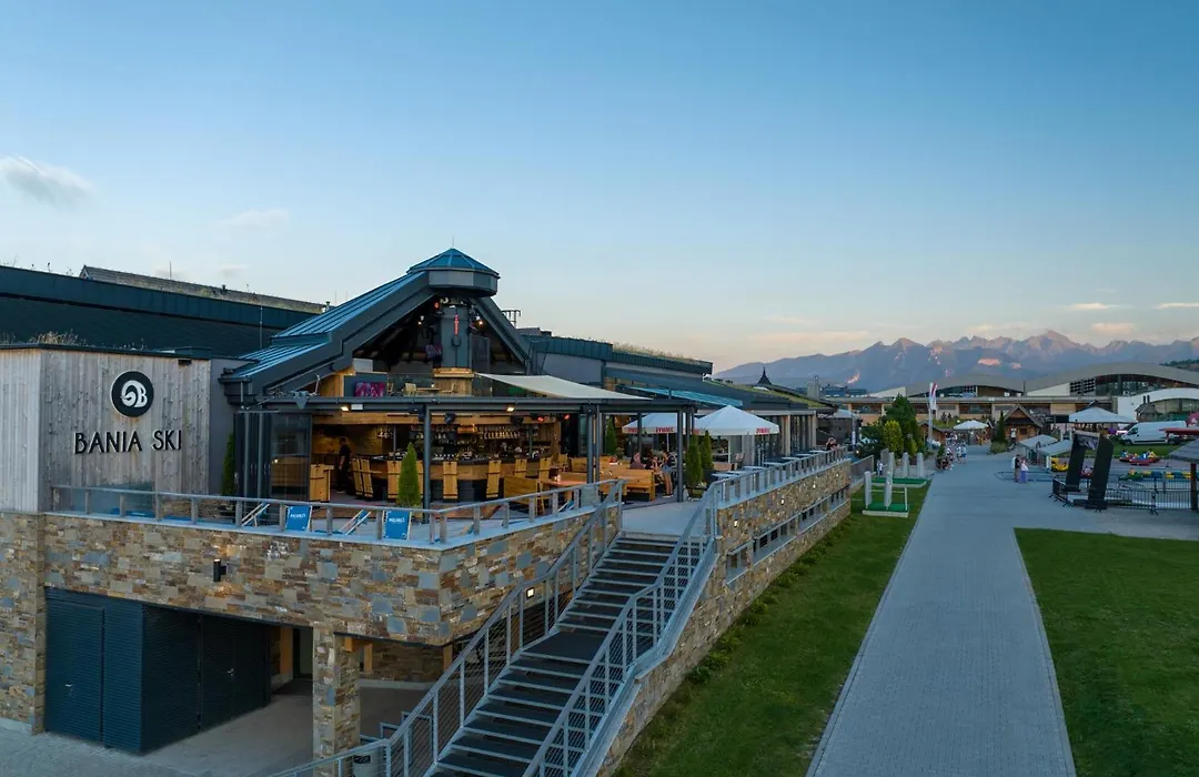 Hotel Bania Thermal & Ski-1